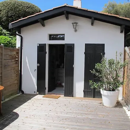 Jolie Petite Maison Renovee Au Pyla Casa de Férias *