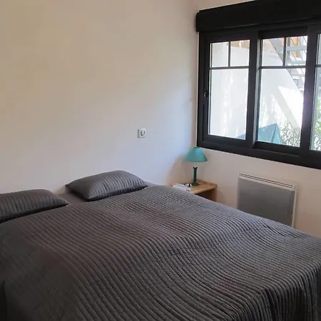 Casa de Férias Jolie Petite Maison Renovee Au Pyla Arcachon